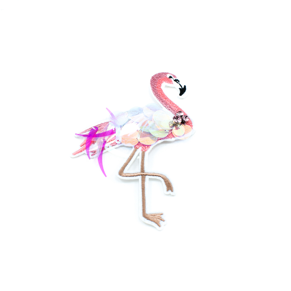 Аппликация клеевая вышитая Фламинго 13*13см белый, розовый, черный, бежевый, цветные пайетки, шт. Аппликации клеевые Вышивка