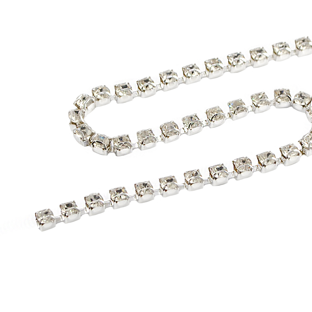 Тесьма стразы Цепь 1 ряд, 0,32см, камни белые, никель, ярд. Тесьма из страз