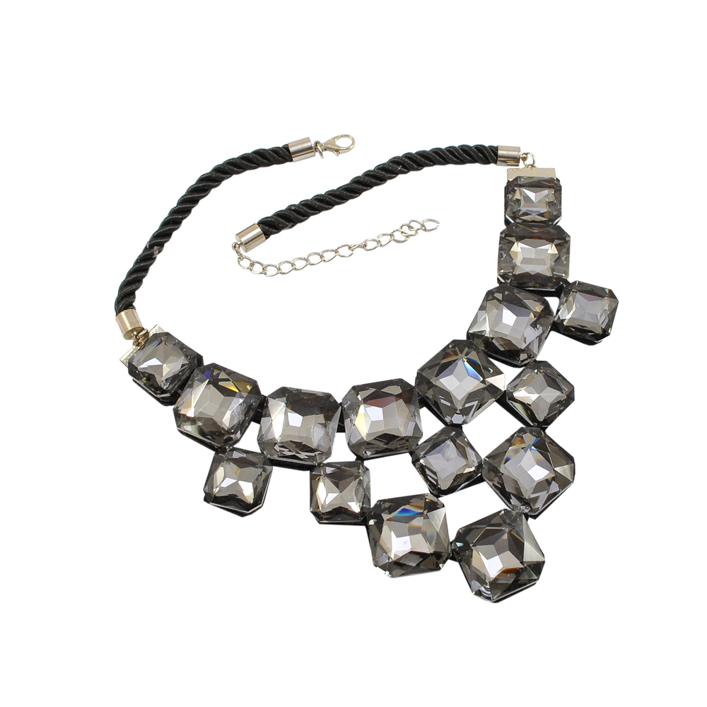 Воротник Пагода кубики украшение из страз серые, на застежке, шт. Воротники