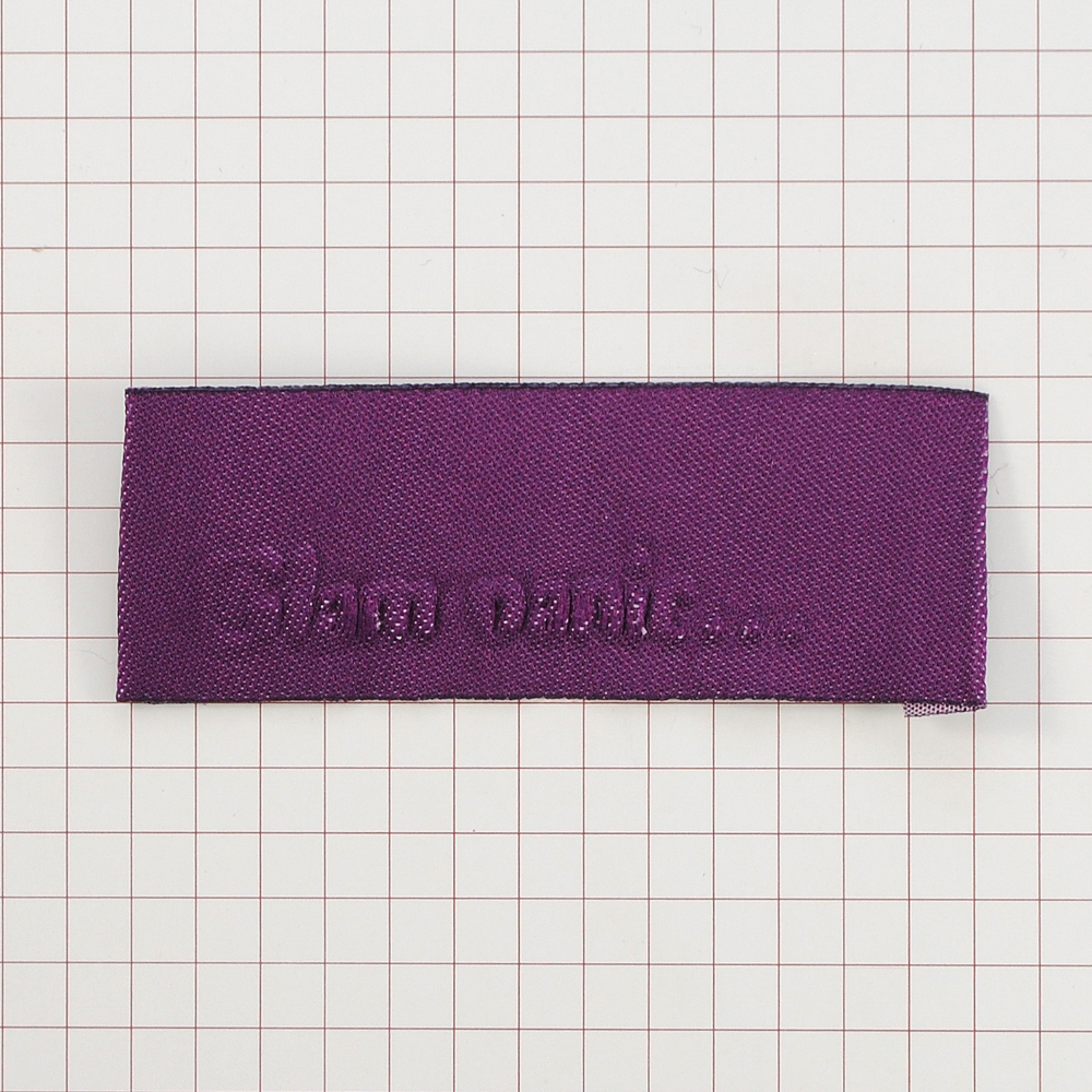 Этикетка тканевая вышитая шт. Glam Panic 2,5*7см сирень, серебро, шт. Вышивка / этикетка тканевая