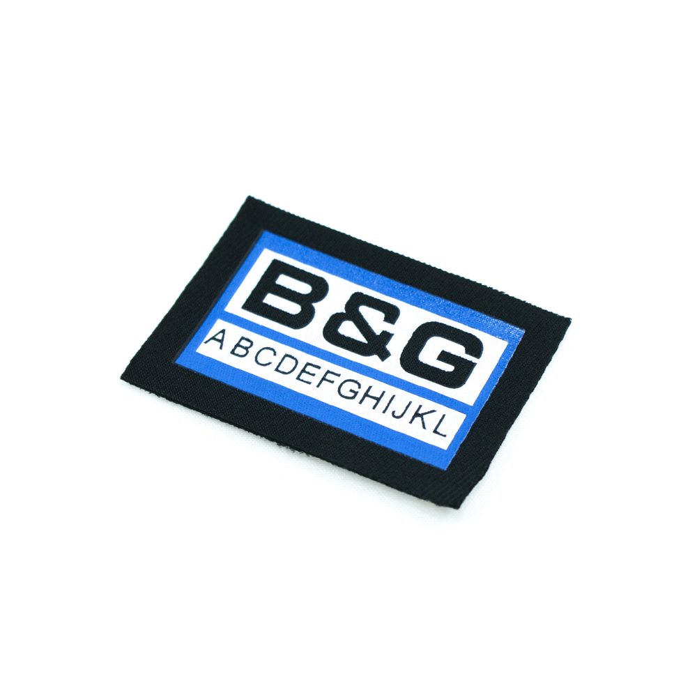 Нашивка тканевая накатанная B&G 3*4,5см синяя рамка, черный фон и текст, белый, шт. Нашивка Вышивка