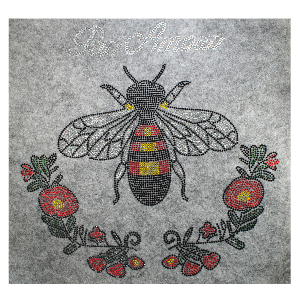 Термоаппликация из страз Пчела Par Amour, 2 маленькие пчелки 28*39см, белый, черный, красный, зеленый, желтый, шт. Термоаппликации Рисунки из страз
