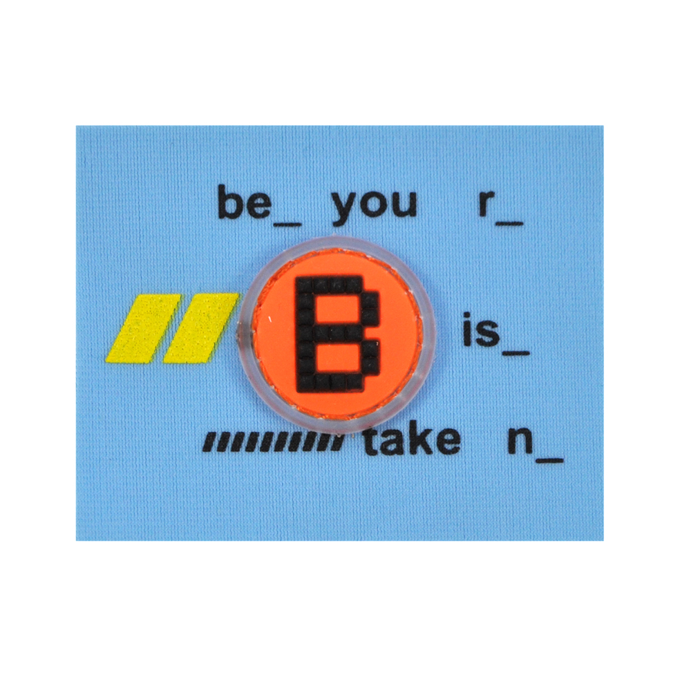 Лейба ткань и резина "B", 4,5*5,5см, черный, желтый, синий, оранжевый, шт. Лейба Ткань