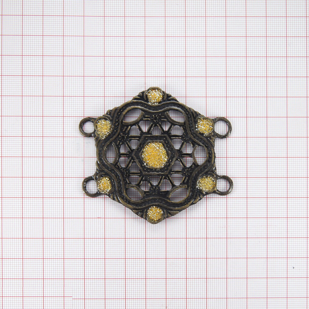 Пряжка №201 желтый камень. Пряжка накладка