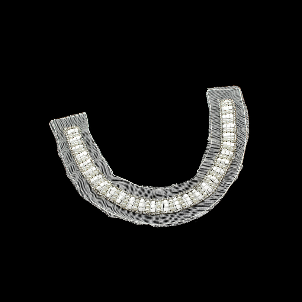 Воротник Шея белый, жемчуг, кубики, шт. Воротники