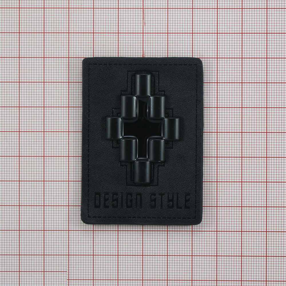 Лейба п/у и металл Design style Шахматка 4,8*6,5см черный. Лейба Кожзам