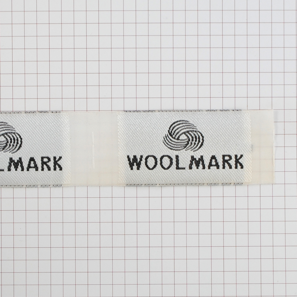Этикетка тканевая вышитая Wool-Mark. Вышивка / этикетка тканевая