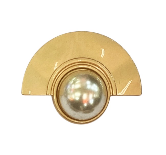 Кнопка металл полукруг и жемчуг, матовое золото, белый жемчуг, 35*50мм, шт.. Кнопка металл