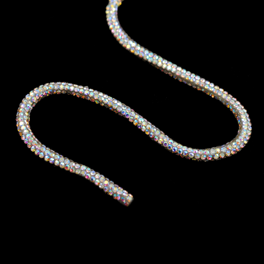 Шнур со стразами, SS5 (класс А), 0,4 см, белый хамелеон, ярд. Тесьма из страз