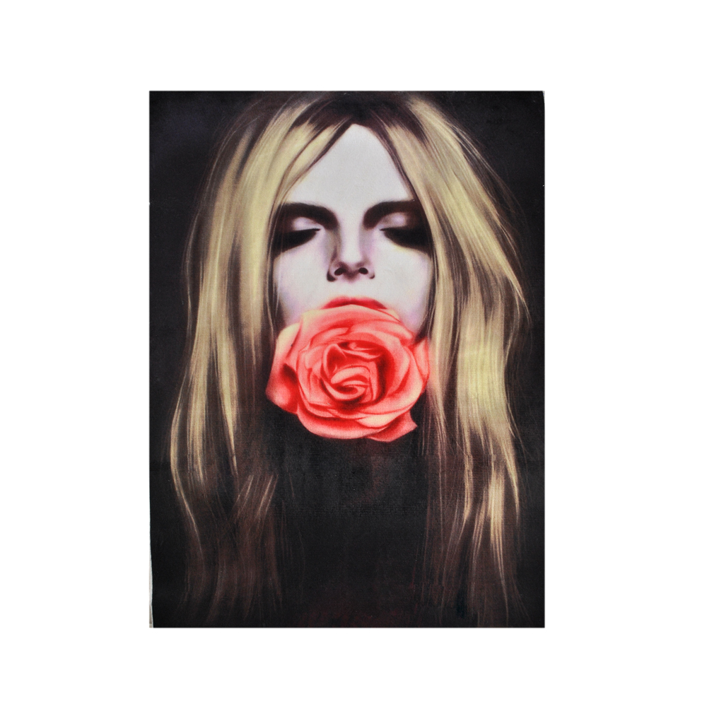 Аппликация клеевая тканевая Девочка и Роза 21*29см, красная роза, девушка блондинка, шт. Аппликации клеевые Ткань, Кружево