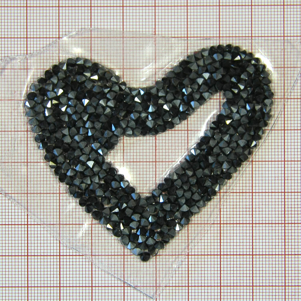 Аппликация клеевая стразы Сердце-контур 7,7*7см черные камни, шт. Аппликации клеевые Стразы комб.