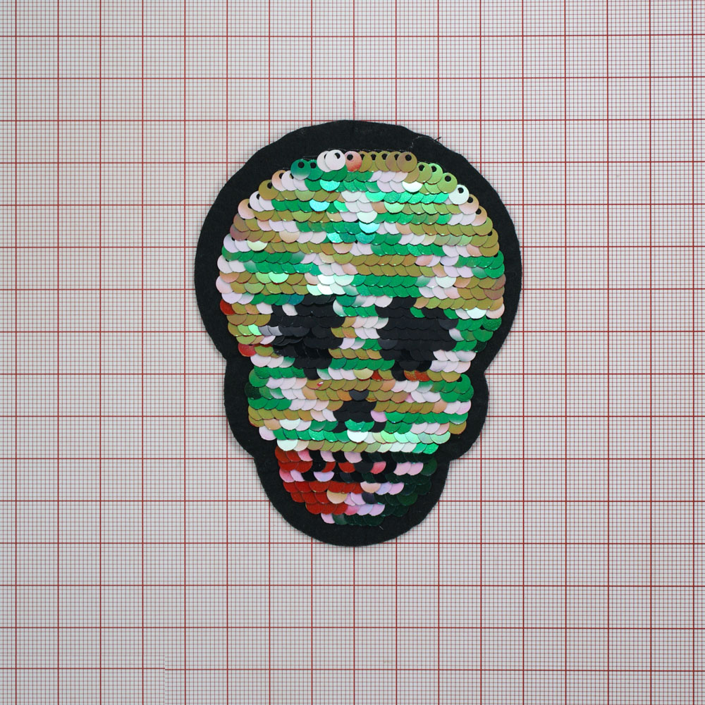 Аппликация клеевая пайетки двусторонняя "Череп Глянцевый" 8*10см разноцветные пайетки/ серебро + черные пайетки, шт. Аппликации клеевые Пайетки