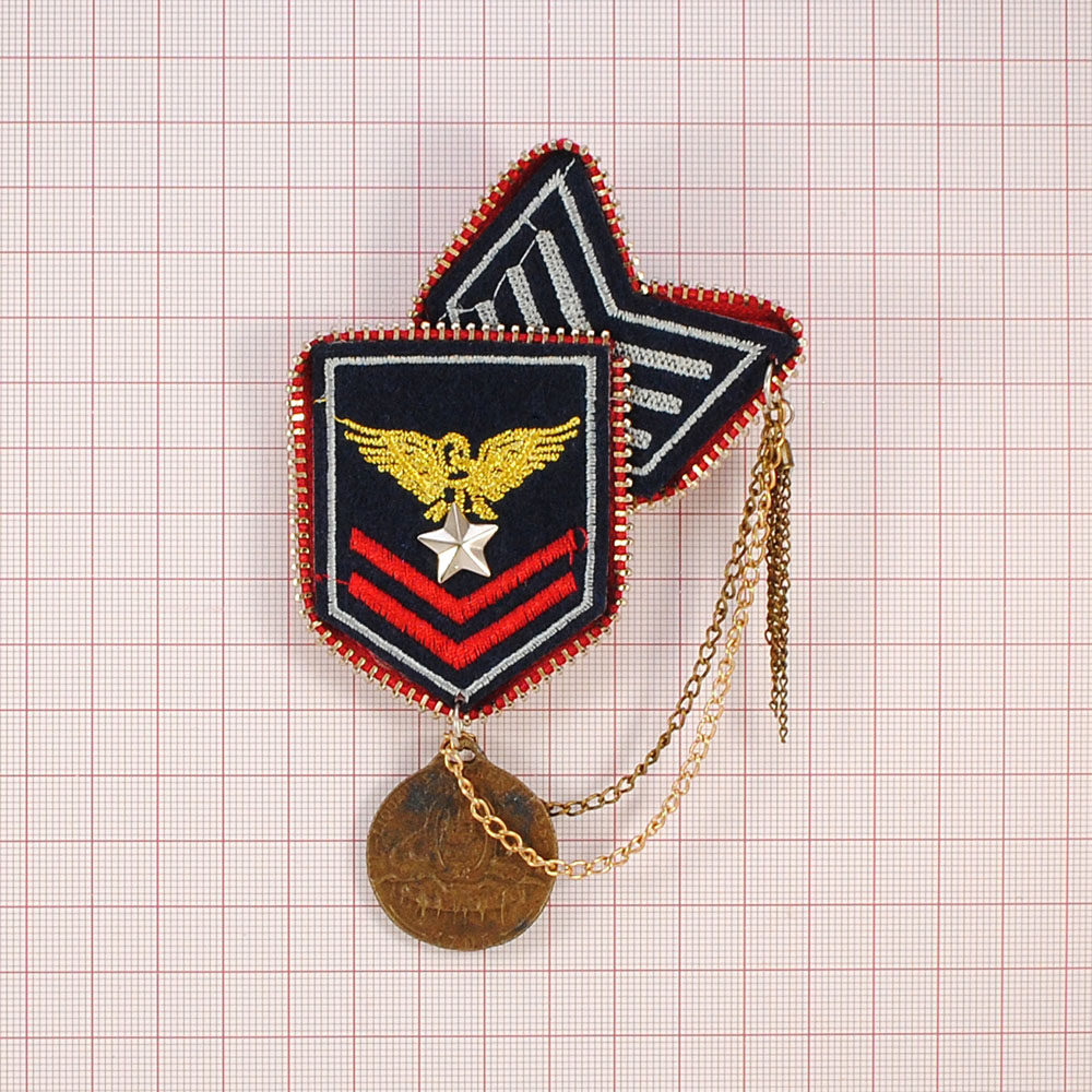 Брошь № 55 Медаль-орел и звезда, темно-синяя, золото, красная, подвеска ANT, шт. Броши