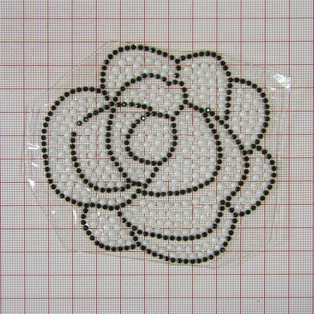 Аппликация клеевая стразы Роза 9,5*10см белый жемчуг, черные камни, шт. Аппликации клеевые Стразы комб.