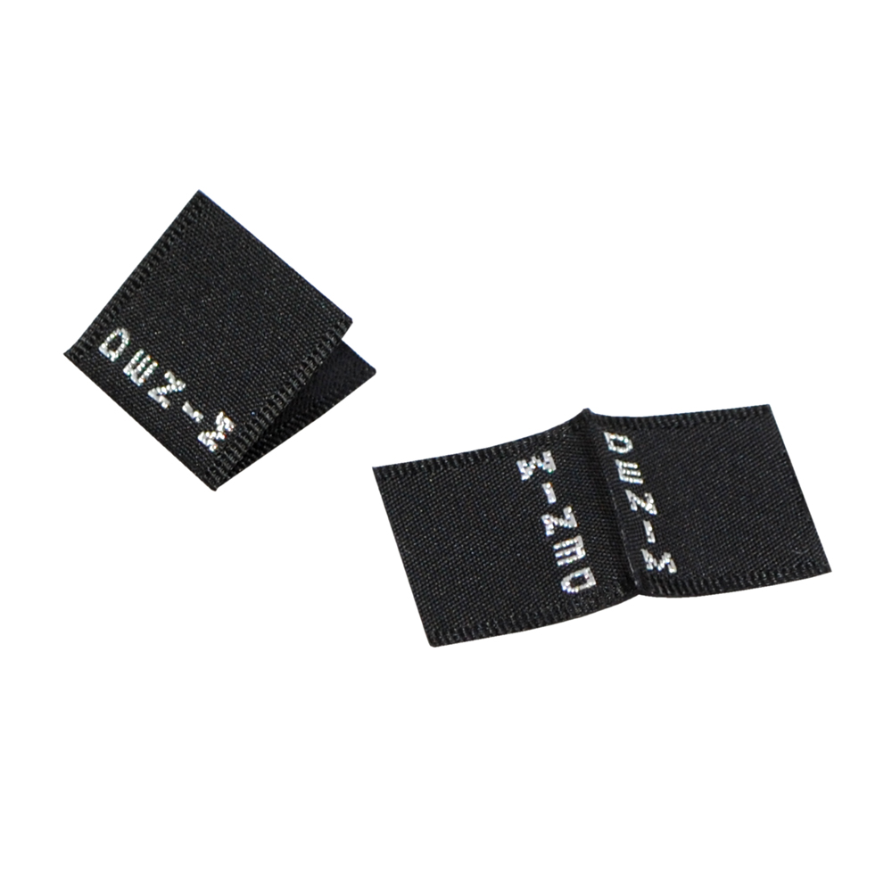 Этикетка тканевая вышитая шт. Denim 1,9см /флаж./, шт. Вышивка / этикетка тканевая