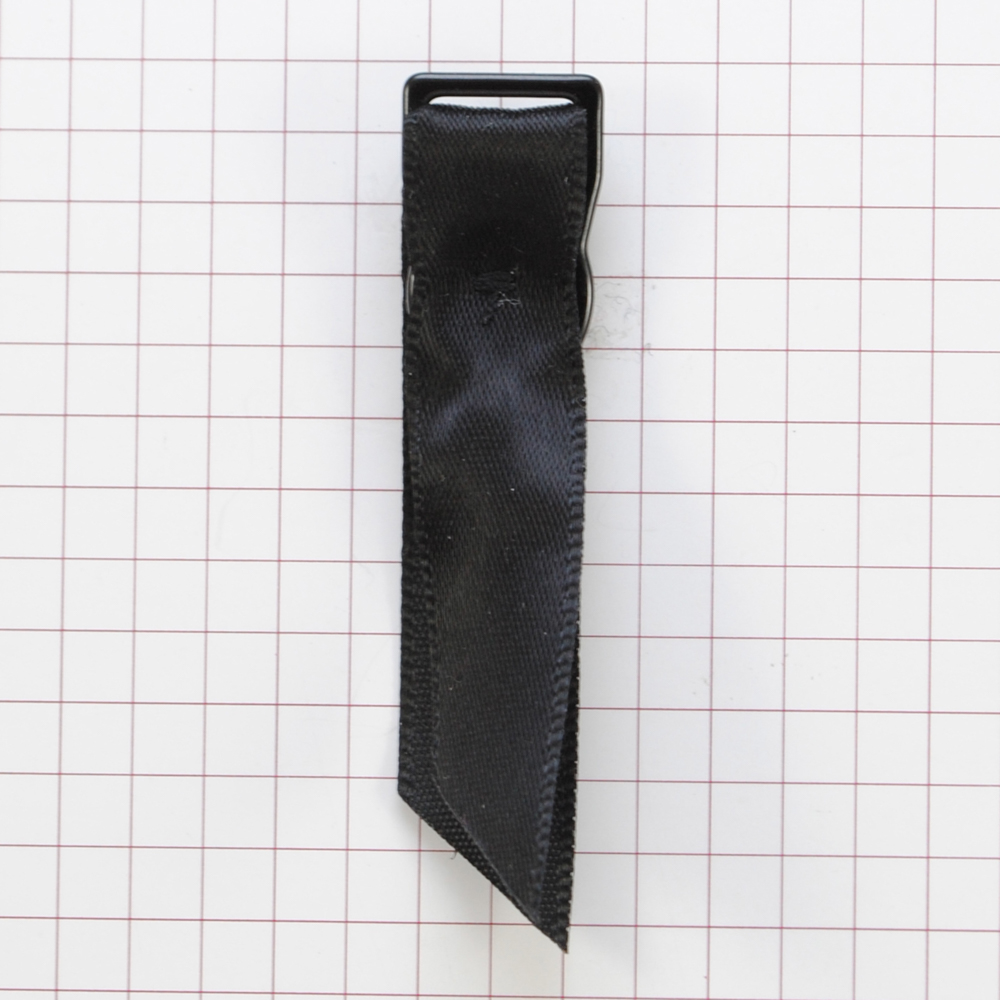 Чулкодержатель нейл. 10мм черн. металл и черн. лента, правый срез, 1т.шт.уп. Чулкодержатель