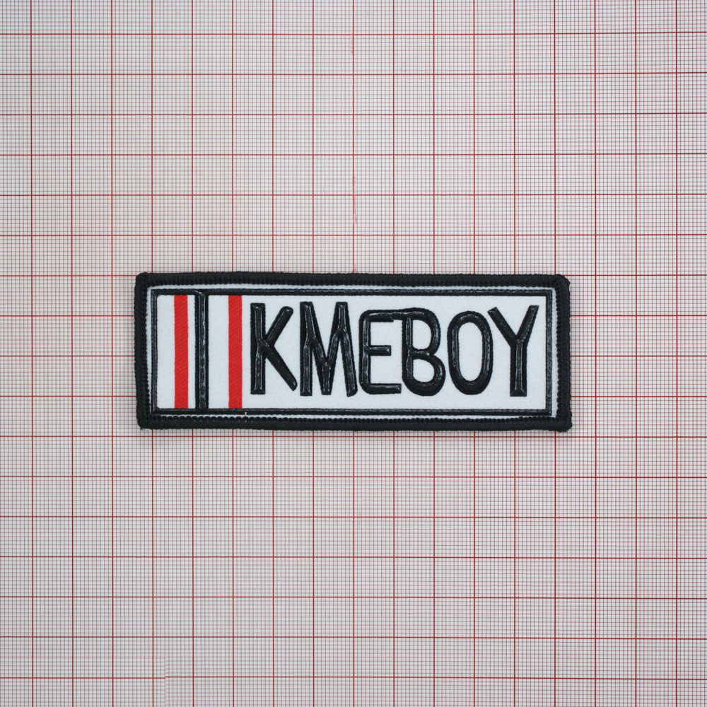 Нашивка тканевая KMEBOY 10,7*4см, белый, черный, красный. Нашивка Резиновый Конгрев