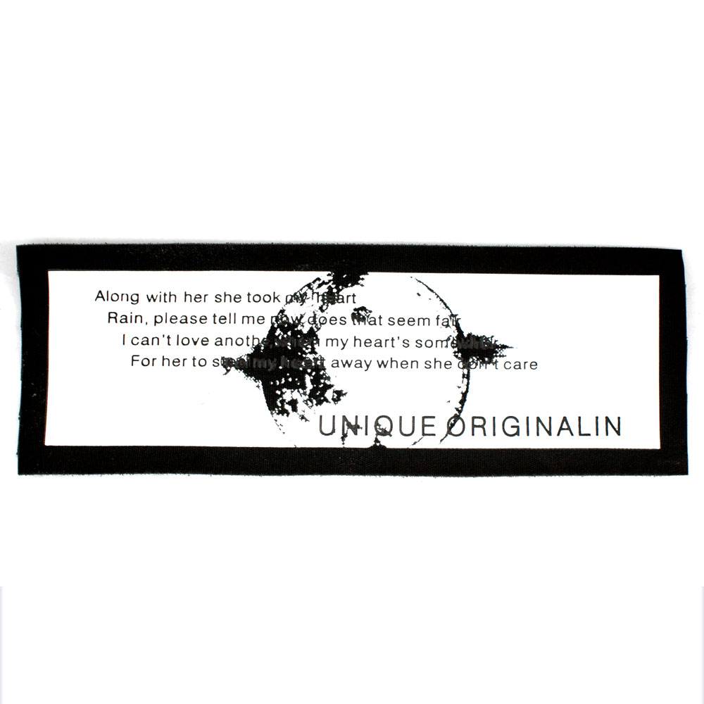 Нашивка тканевая UNIQUE ORIGNALIN, 8,5*25, черная рамка, белый фон, шар, черный текст, шт. Нашивка Ткань, Войлок