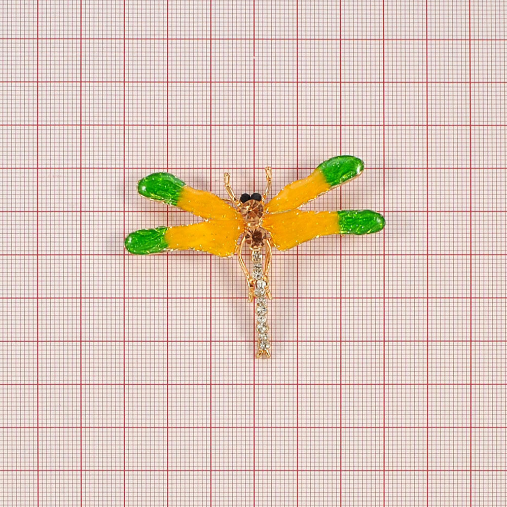 Брошь Стрекоза 6,2*4,5см золото, желтая и зеленая эмаль, белые и черные камни, большие светло-персиковые камни. Броши