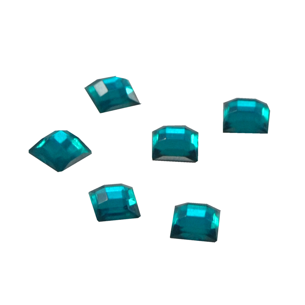 Стразы Д на клей, квадрат 4*4мм изумруд 24, 1тыс.шт. Стразы на клей