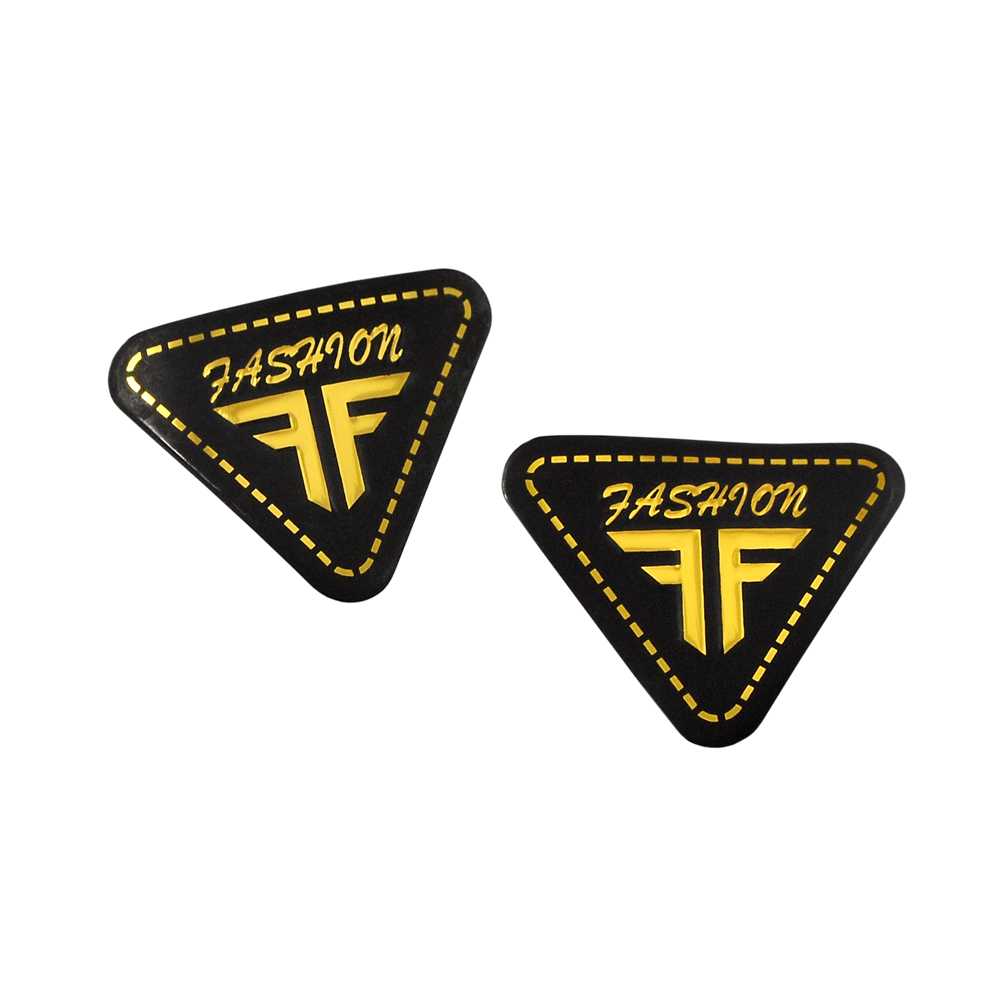 Лейба пластик FASHION FF треугольная 3,5*2,8см черный, золото, шт. Лейба Пластик