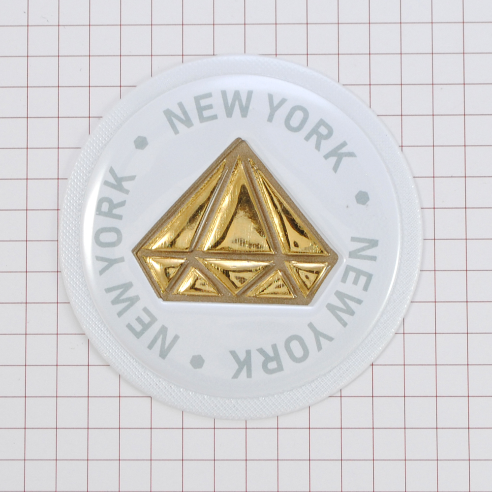 Лейба п/у New York 60мм, круглая, белая, лого золото, надпись серая, шт. Лейба Клеенка