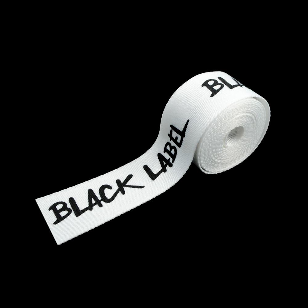 Тесьма Black Label 2,6см белая и черный лого, ярд. Тесьма