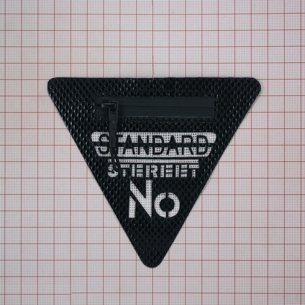 Аппликация пришивная кожзам Standard карман треугольный, змейка 12,5*11,5см черный, шт. Нашивка Кожзам