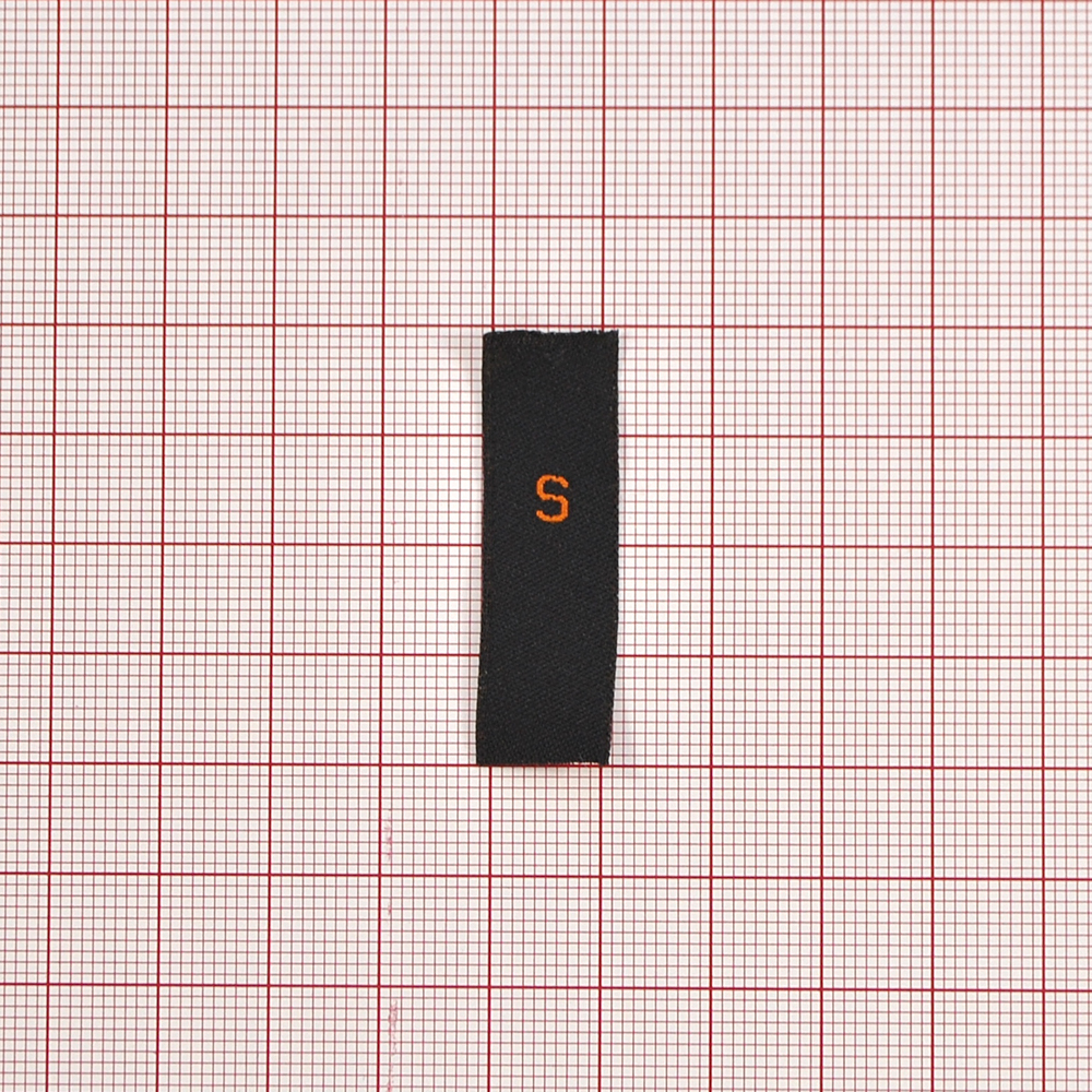 Размерник вышитый  S (черный, оранжевый) 50шт. Размерник вышитый черный