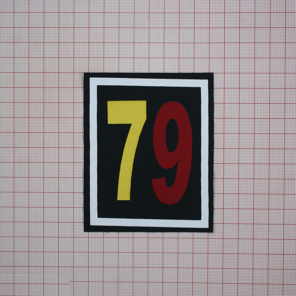 Нашивка тканевая 79 8,7*10,5см черный, белый, красный, желтый, шт. Нашивка Вышивка, Ткань