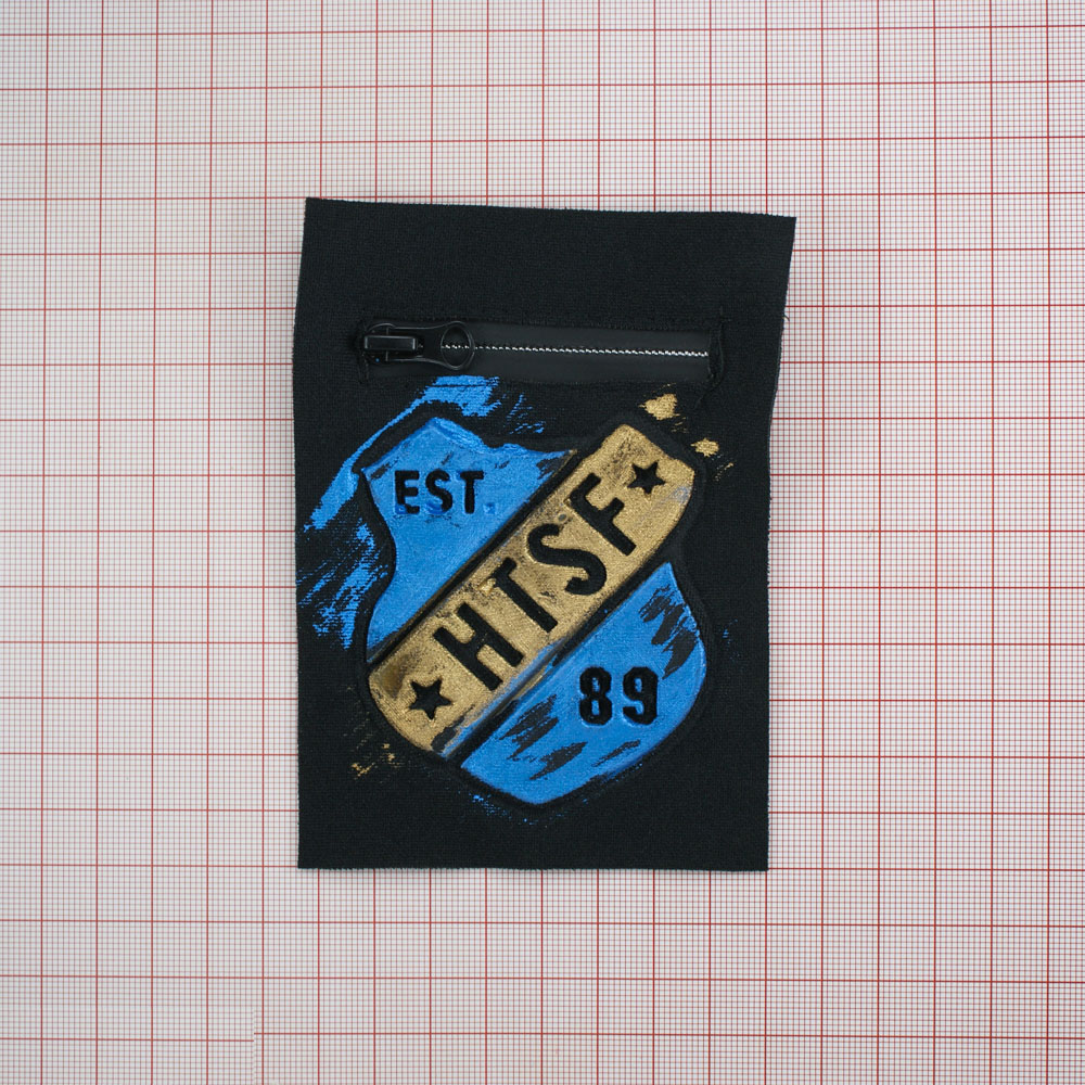 Аппликация пришивная тканевая конгрев HTSF карман прямоугольный, змейка 11.5*9см черно-сине-желтый рисунок, шт. Аппликации Пришивные Рельефные