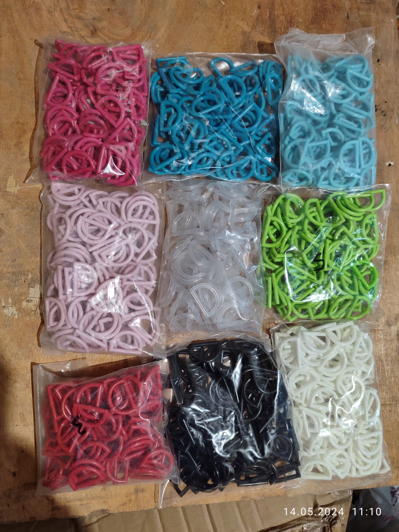 Полукольцо пластмассовое (цвета в ассортименте), шт. Полукольца