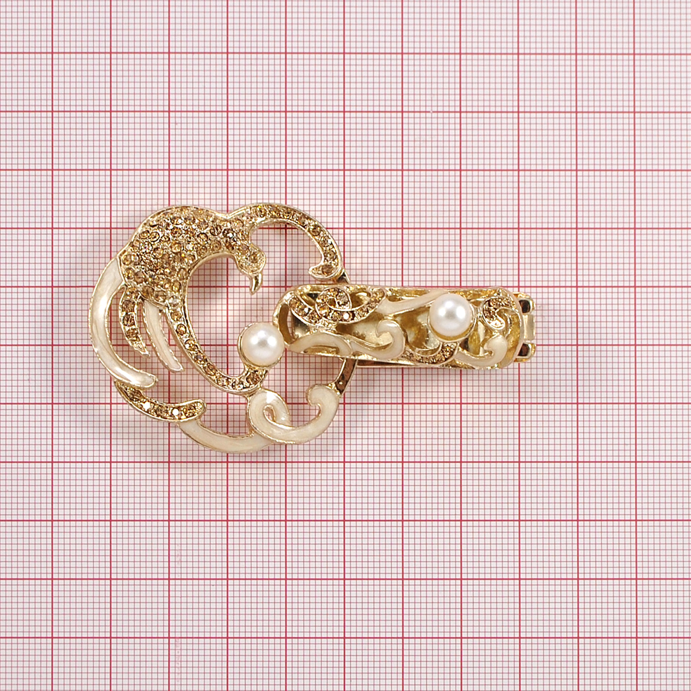 Клипса шубная 3279755 GOLD, перламутр. белая эмаль, бел. камни  шт. Клипсы шубные, крючки