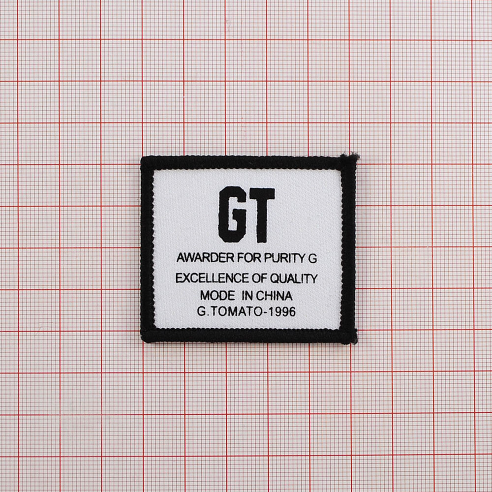 Нашивка тканевая GT 4,2*4,7см черно-белый, шт. Нашивка Вышивка