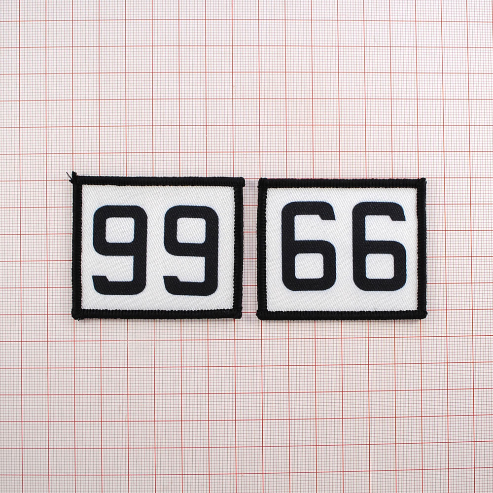 Нашивка тканевая 99/66 6,6*5,5см черно-бежевый, шт. Нашивка Вышивка, Ткань