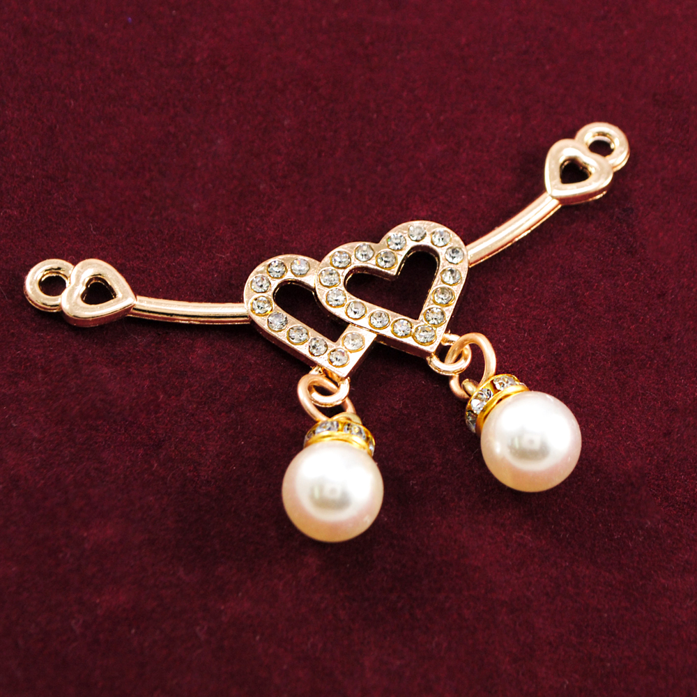 Перетяжка металл Два сердца, 6,5*3,5см GOLD, камень diamond, подвеска жемч., шт. Перетяжка металл со стразами