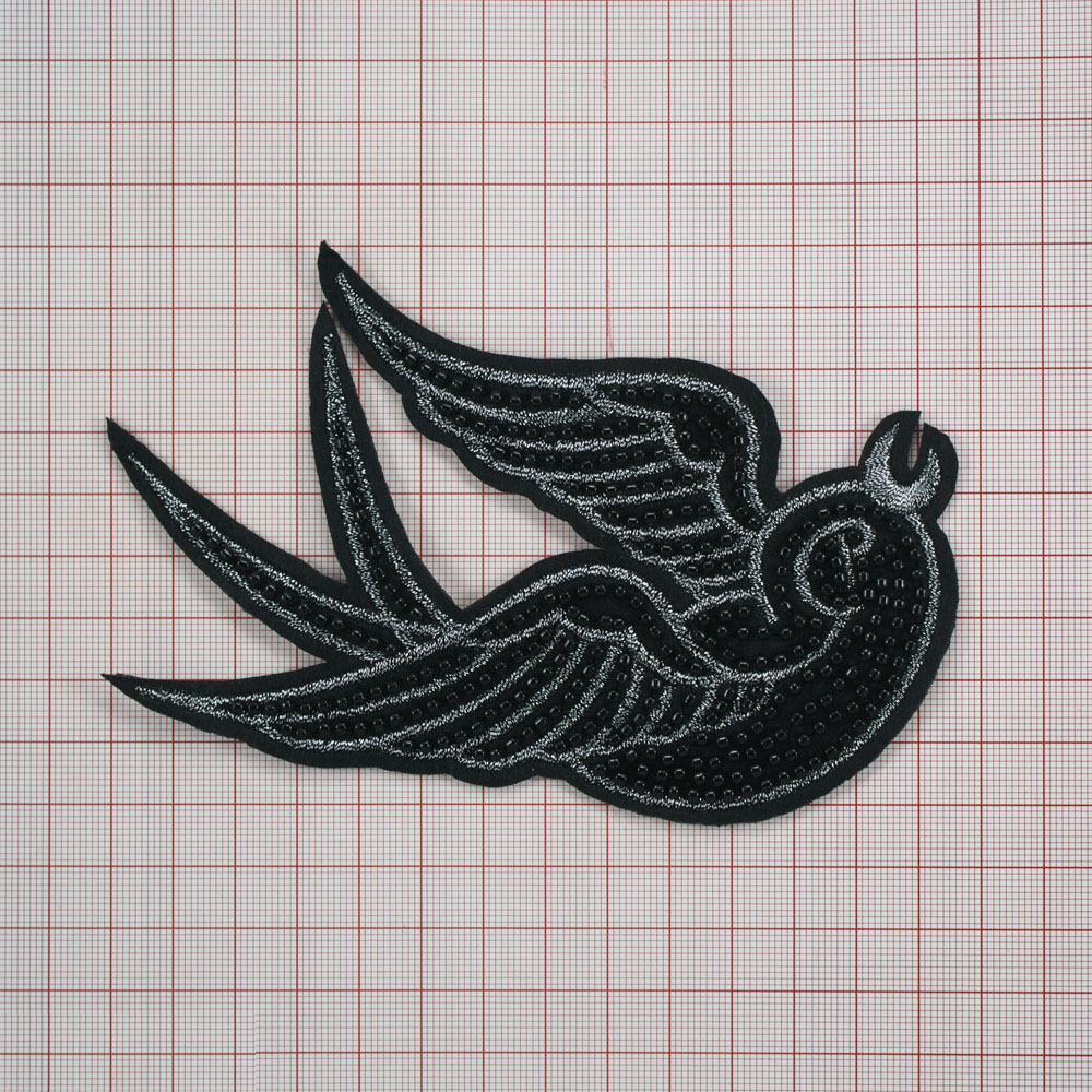 Нашивка тканевая бисер пришивная Полет ласточки 9,4*13,8см черно-серая, черный бисер, шт. Нашивка Стразы, Бисер