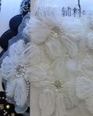 Аппликация пришивной Цветок, белый, бусины, шт. Аппликации Пришивные Цветы Банты