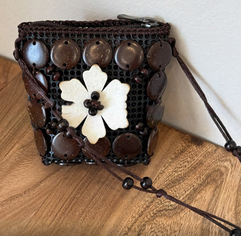 Сумка декор с бусинами, 91см, коричневый, белый, шт. Украшения