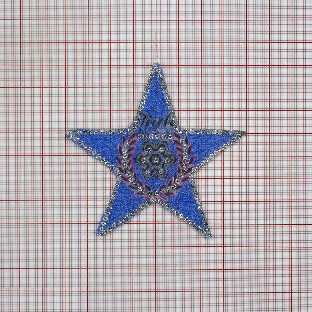 Аппликация клеевая стразы и стеклянная крошка Звезда со снежинкой 8*8см черный, бордовый, белые камни, шт. Аппликации клеевые Стразы комб.