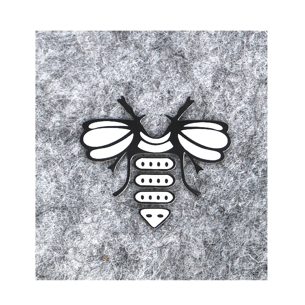 Термоаппликация резиновая Шмель ironicperfection, 50*37мм, черно-белая, шт. Термопереводки Резиновые, Термопленка