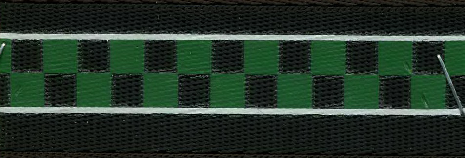 Тесьма Шахматка-зелёная 2,5см черная ярд. Тесьма