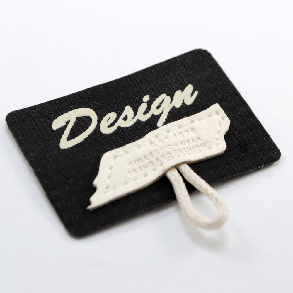 Лейба п/у Design (с петелькой), 4,6*5см, черный, бежевый, шт. Лейба Кожзам