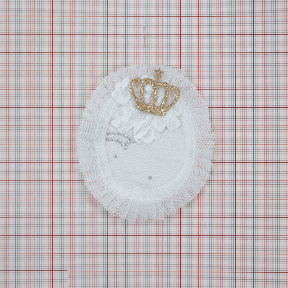 Аппликация кружевная пришивная Овал с золотой короной 7,5*8,5см белый, золотая корона, серебро металл. Аппликации Пришивные Кружевные Вязаные