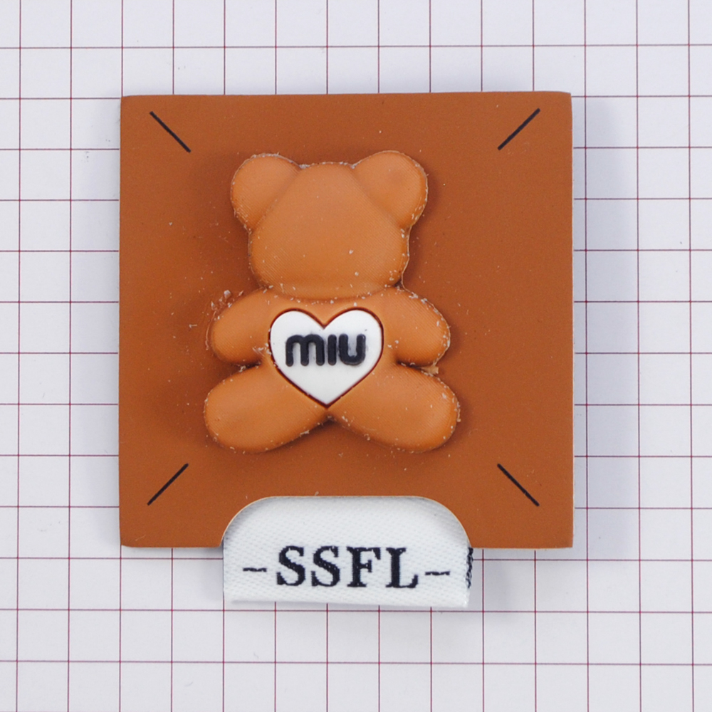Лейба кожзам Мишка MIU, 4,5*5см, белый, коричневый, черный. шт. Лейба Кожзам