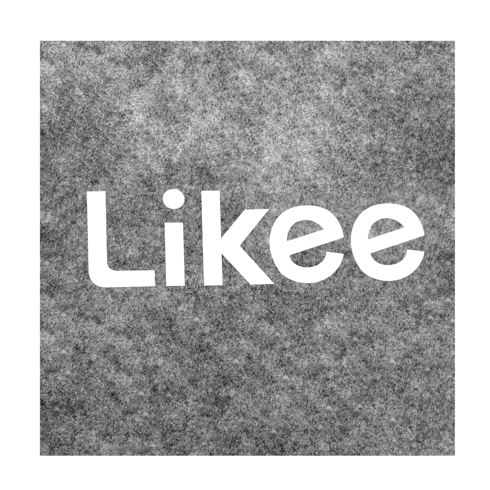 Термоаппликация №9-7 Likee (большой лого) 10*35,5см, белый, шт. Термопереводки Детские