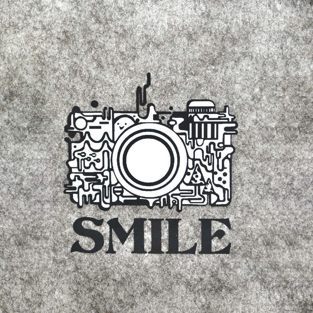 Термоаппликация №13-9 SMILE фотоаппарат, черно-белый, 96*100мм, шт. Термопереводки Ассорти