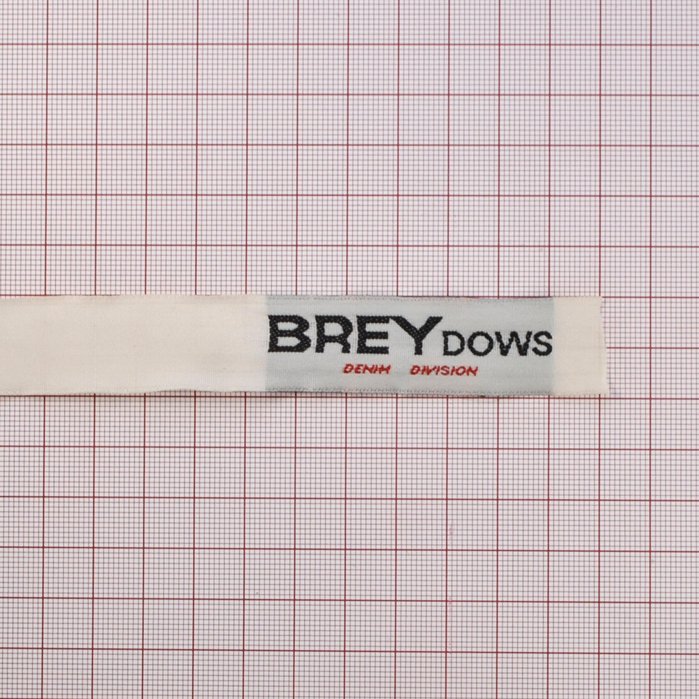 Этикетка тканевая вышитая BREY dows, беж., 1,9см . Вышивка / этикетка тканевая