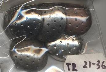 Пуговица TR-21-36 gold 22мм. Пуговица металлизированная