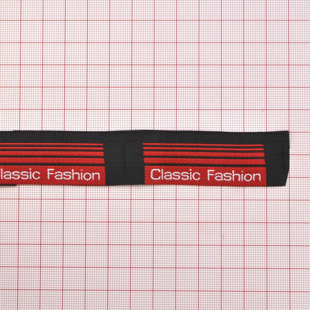 Этикетка тканевая вышитая Classic Fashion №6, 7,4*2,3см красная. Вышивка / этикетка тканевая